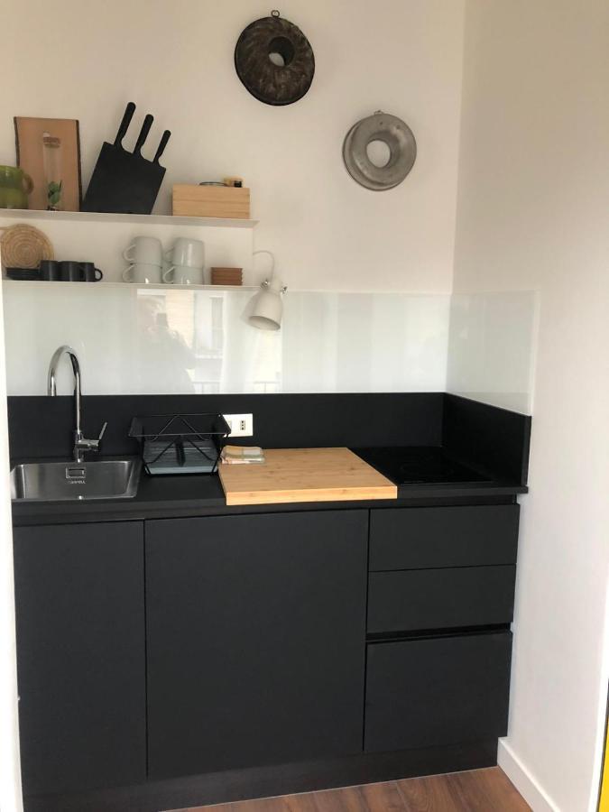 Fiuggi12 Lägenhet Milano Exteriör bild